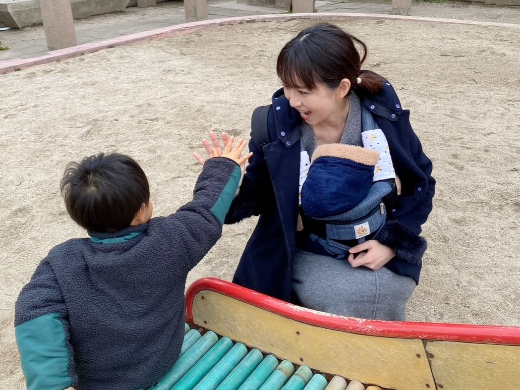 元アナウンサー広瀬麻知子さんは2児の母　スマホ封印で日課は子育て日記