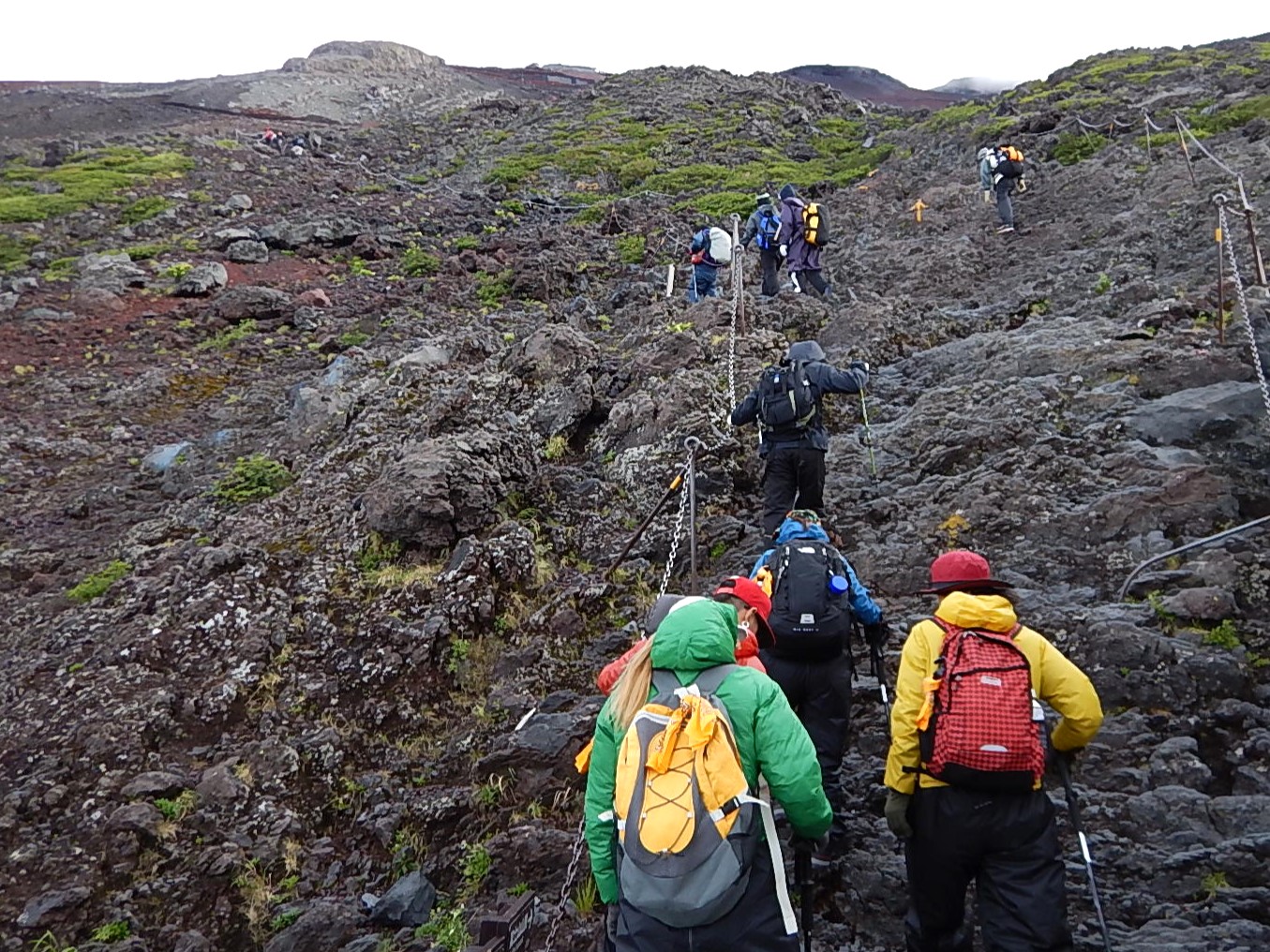 「義務化が義務」富士山入山料の議論加速へ　値上げも検討　来夏までに方向性