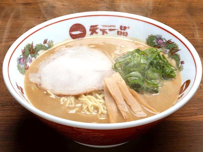 人気ラーメンチェーン店オープン　静岡県内で2店舗目　一方、首都圏では閉店ラッシュ