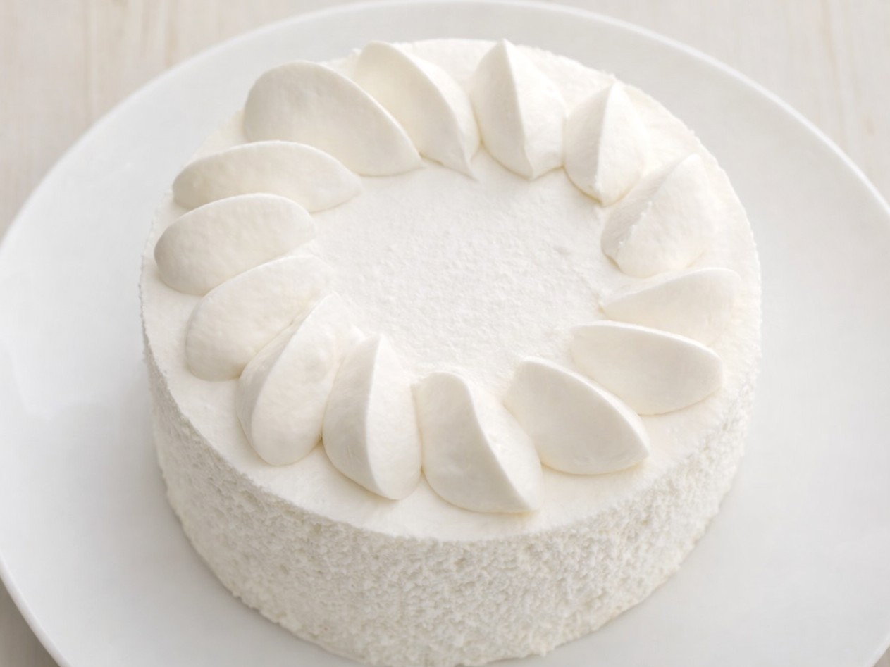 クリスマスケーキが高すぎる　平均4740円に値上げ　イチゴ不足で人気は“真っ白”