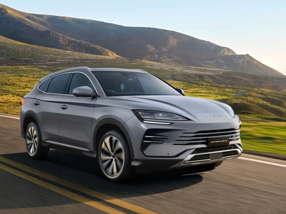 テスラが初の首位陥落　中国BYDがEV世界首位　日本でも店舗拡大、静岡県に2店舗